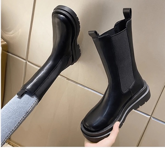 Shoes - Leisure Boots Chelsea Style Boots.